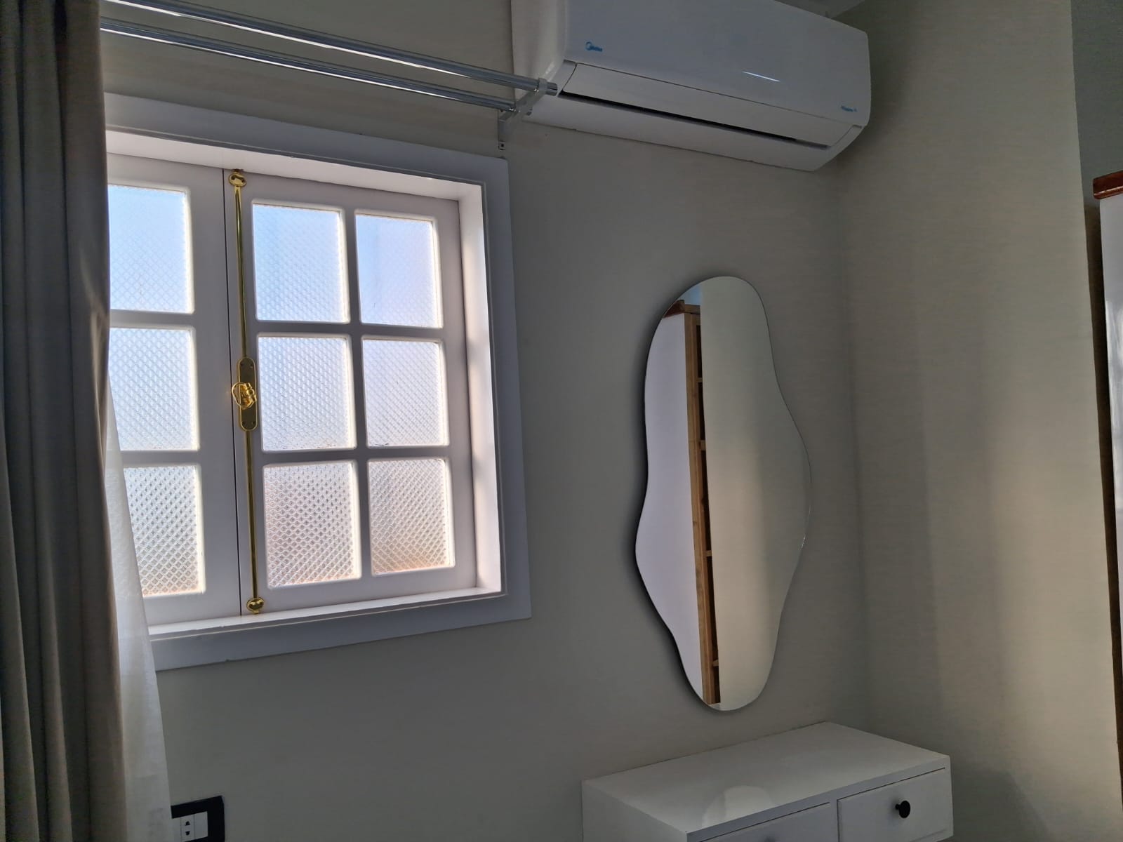 WhatsApp Image 2025-12-10 at 3.38.43 PM (1)